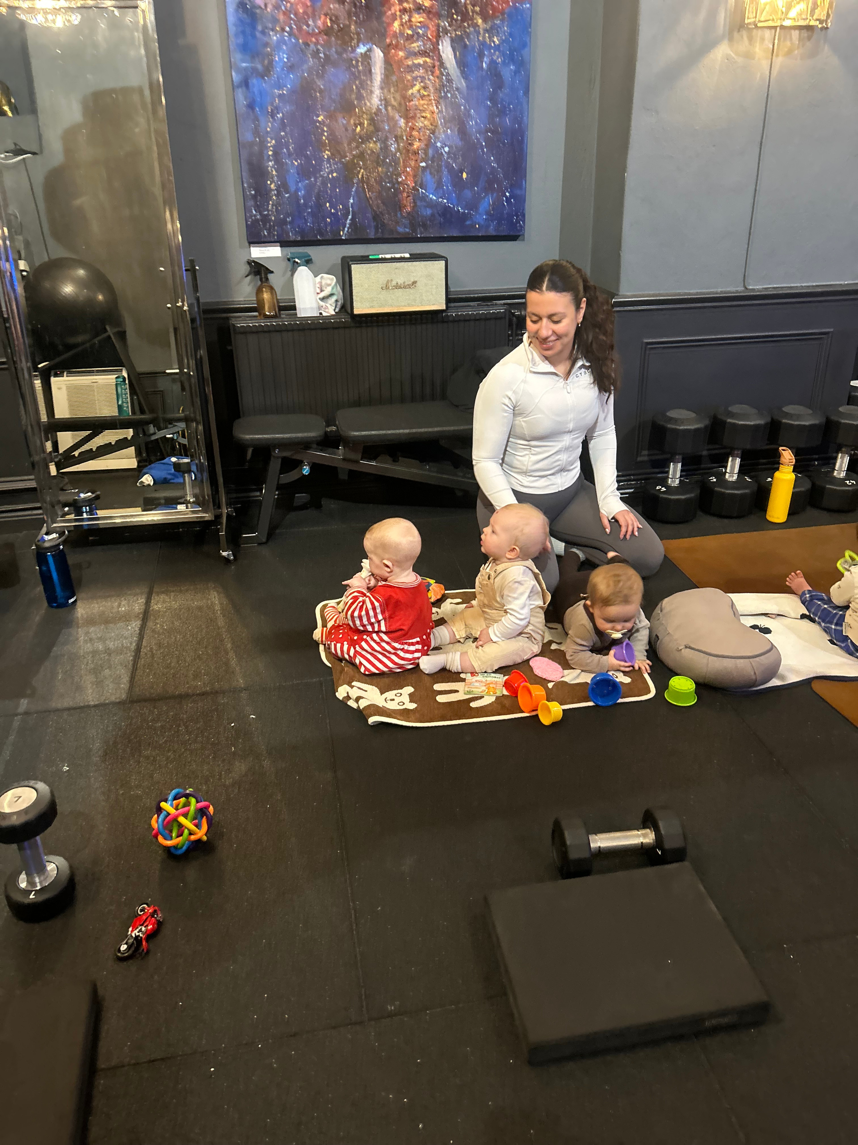 Mama strong 2 cover image