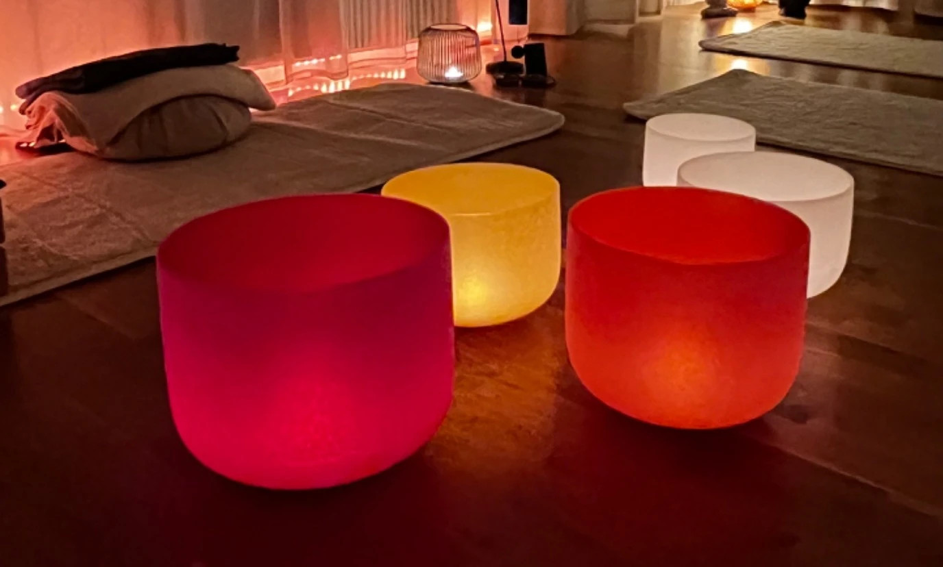 Yoga Nidra & Sound healing med Ulrika Friberg cover image