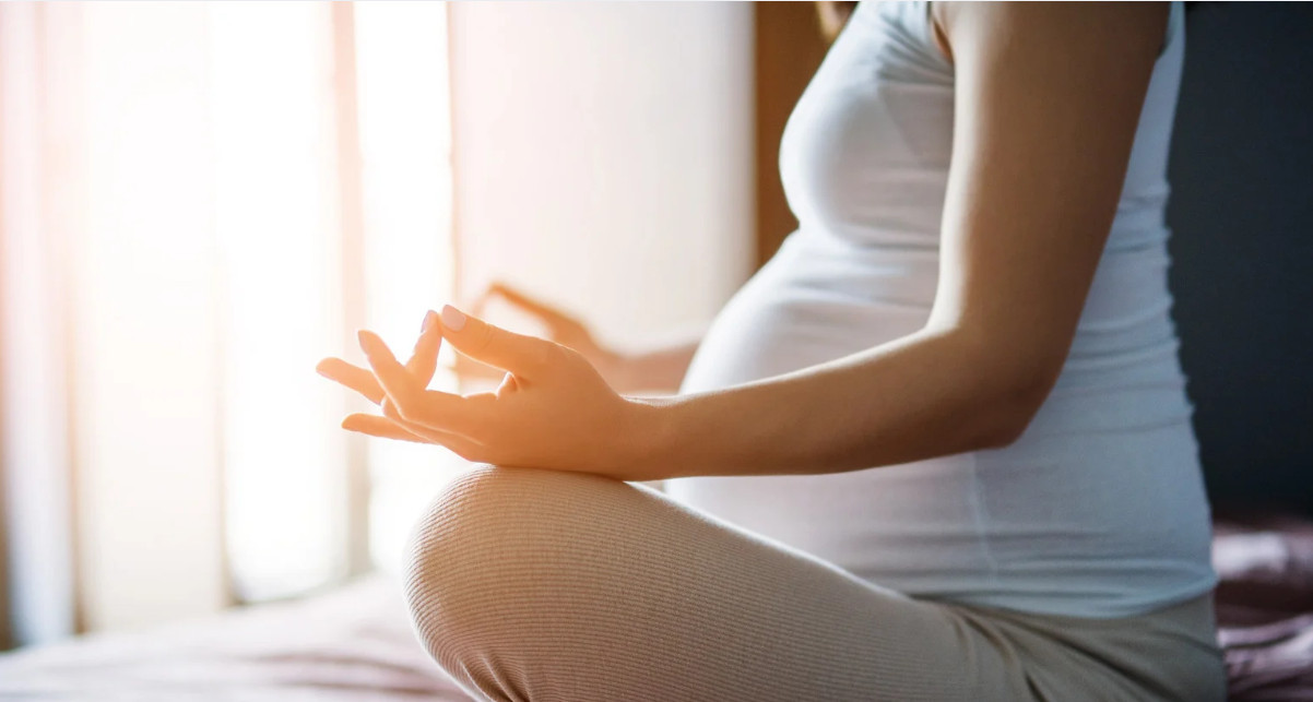 KURS: Gravidyoga cover image